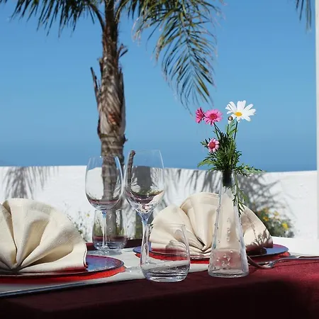 Alta Marea Bed & Breakfast *